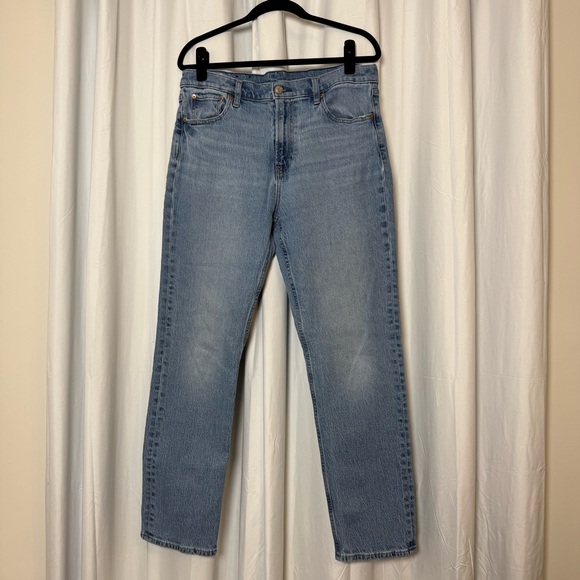 GAP Denim - GAP 90s Straight High Rise Jeans Light Wash Stretch Denim Women’s 32 / 14R